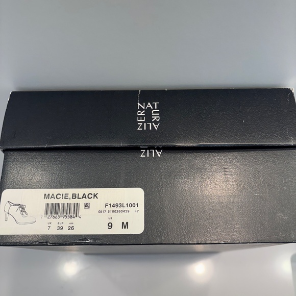 Naturalizer Macie Black Lace-Up Heels Women’s Size 9M Suede-Like Pumps - Picture 7 of 8